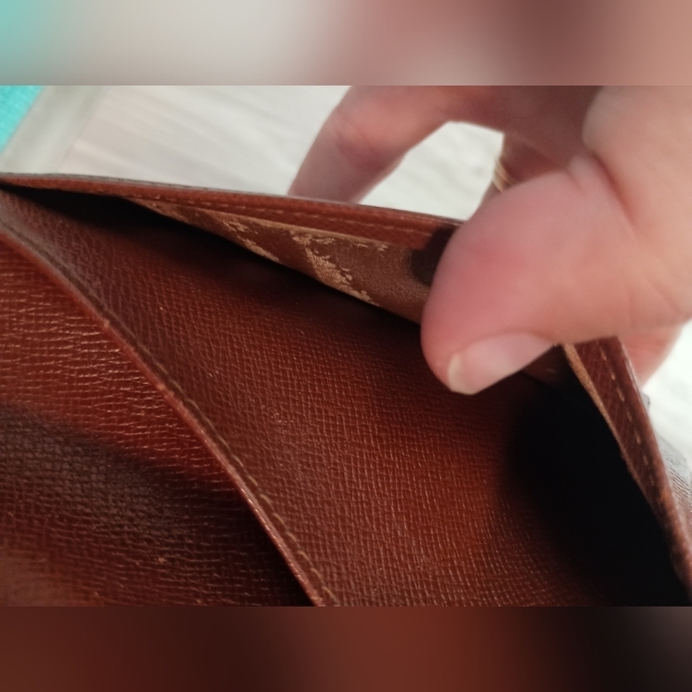 Louis Vuitton Monogram Kisslock Wallet - Picture 13 of 15